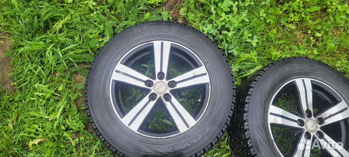 Toyo Open Country I/T 215/65 R16 98T