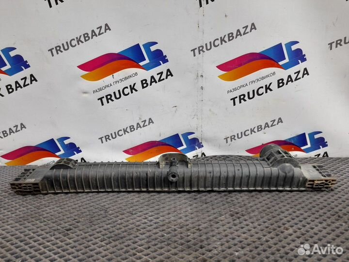 Бачок радиатора нижний Daf XF105