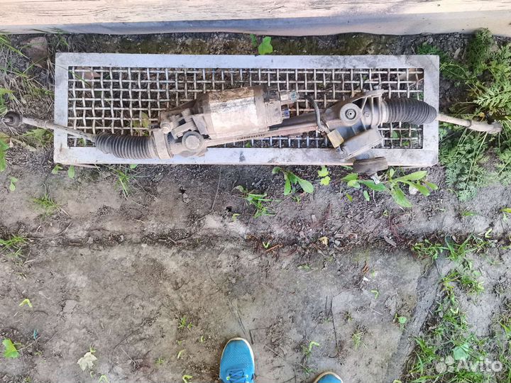 Рулевая рейка (электрическая)