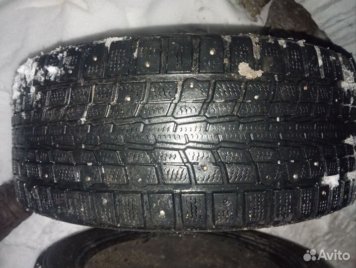 Dunlop SP Winter Ice 01 215/50 R17 48P