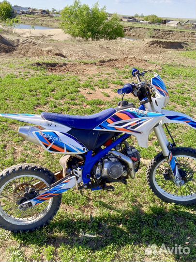 Продам питбайк