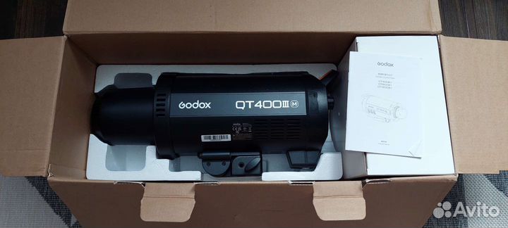 Студийная вспышка Godox QT400iii (новая)