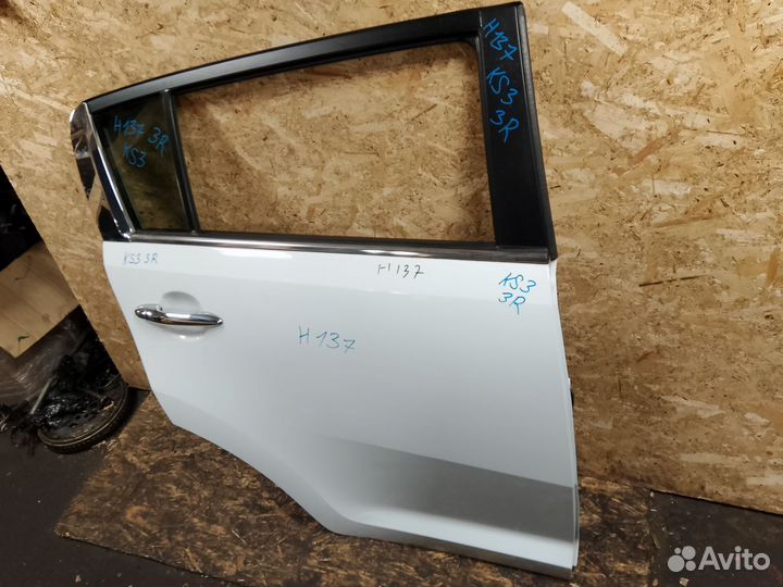 Дверь задняя правая Kia Sportage 3 SL белая WD