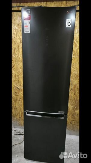 Холодильник LG nofrost 2019 года