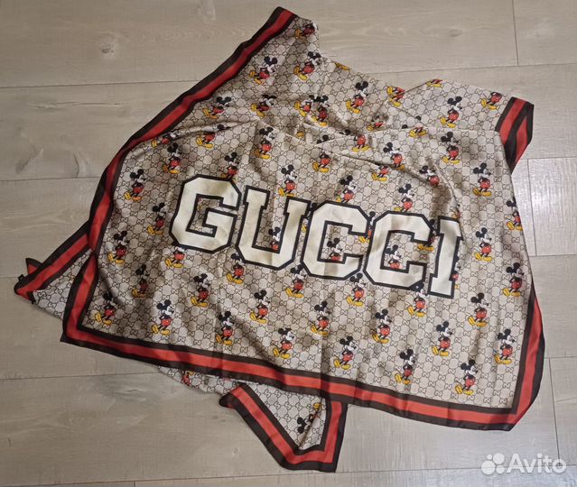 Шелковый палантин