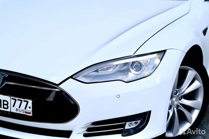 Tesla Model S AT, 2014, 130 000 км