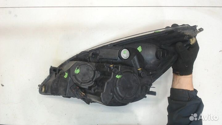 Фара (передняя) Opel Meriva 2010, 2011