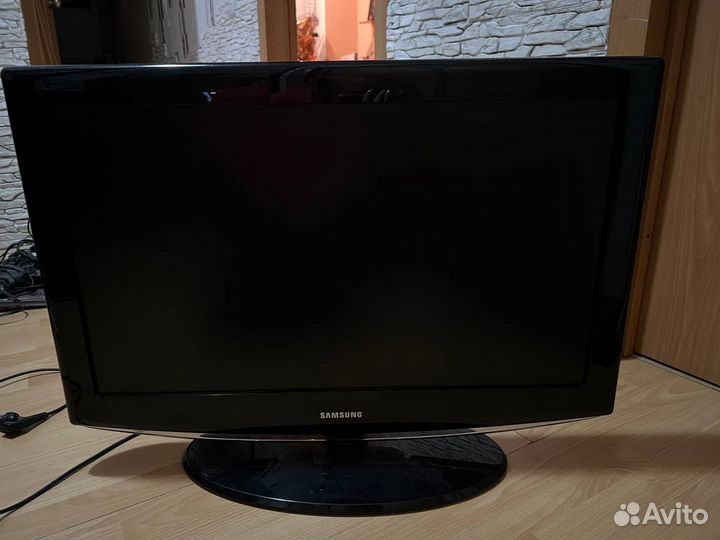 Телевизор samsung