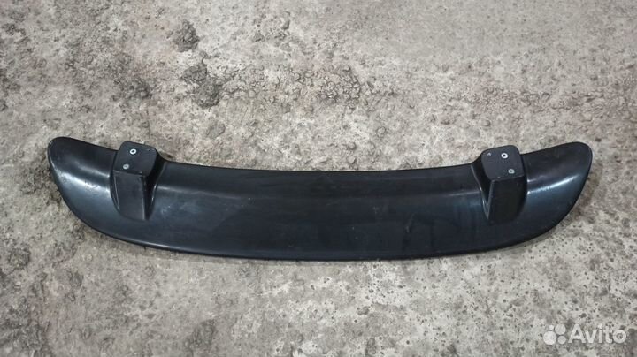 Верхний спойлер Toyota Ipsum SXM10