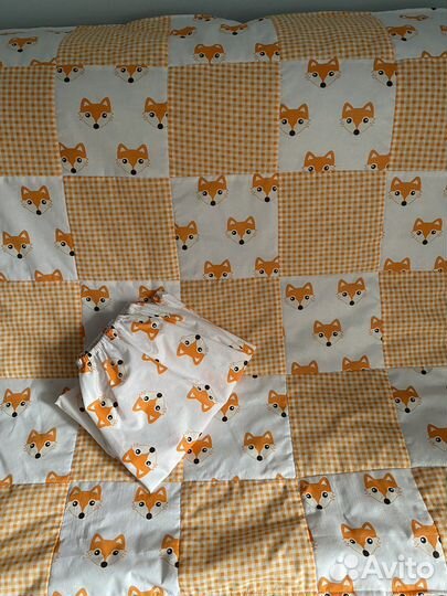 Лоскутное одеяло детское и простынь на резинке