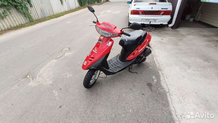 Продам скутер Хонда Дио 27