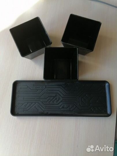 Набор из трех пиалок и подноса