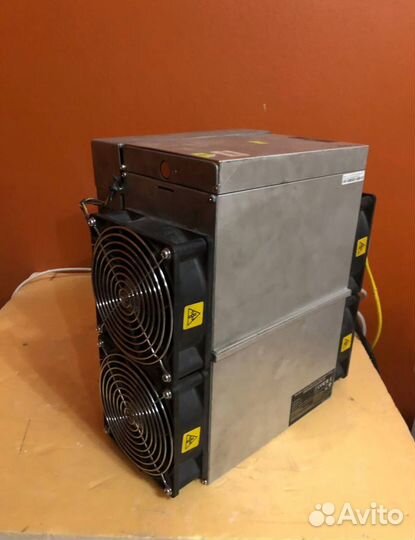 Asic Antminer S17+ 70th асик отличный SU чипы