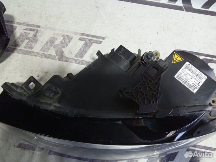 Фара ксеноновая передняя левая Audi A4 B8