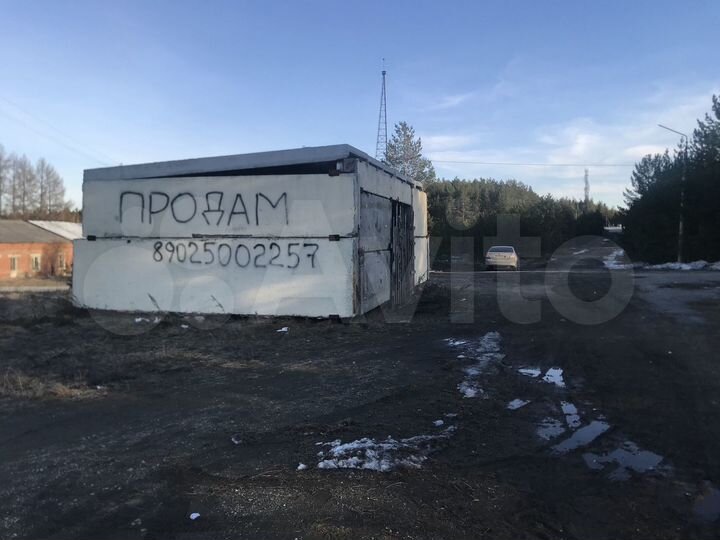 Гараж, > 30 м²