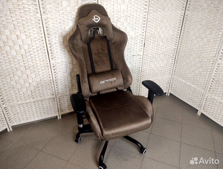 Компьютерное кресло новое