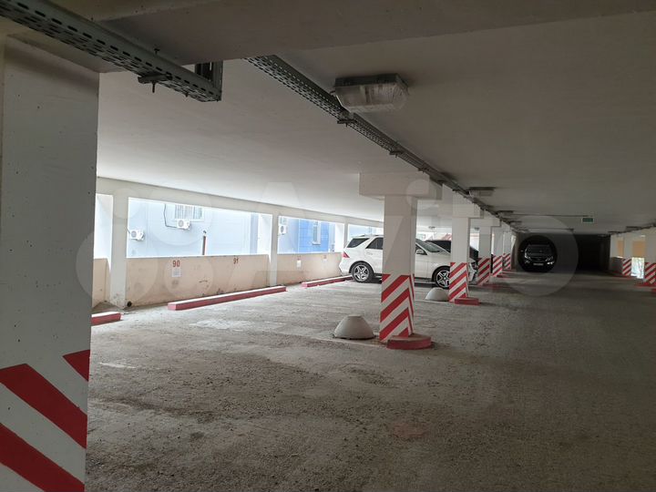 Машиноместо, 16 м²