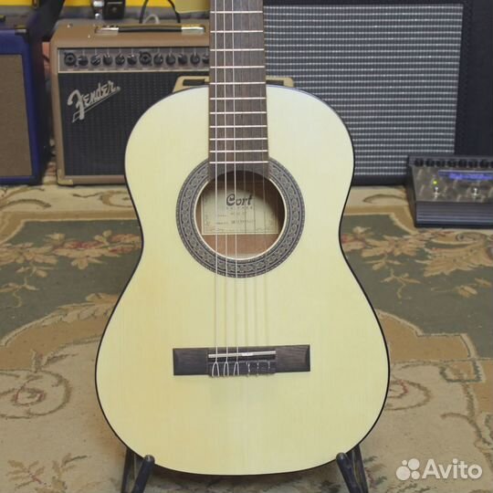 Классическая гитара Cort AC50 1/2 Open Pore с узки