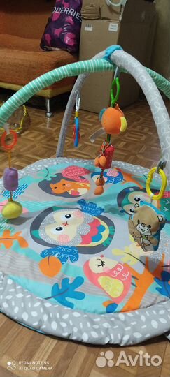 Игровой развивающий коврик