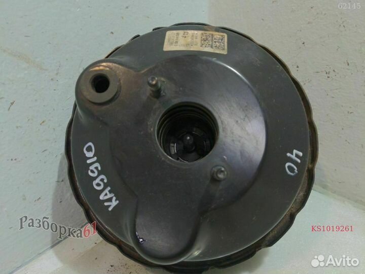 Вакуум тормозной audi A1 8X. Правый руль