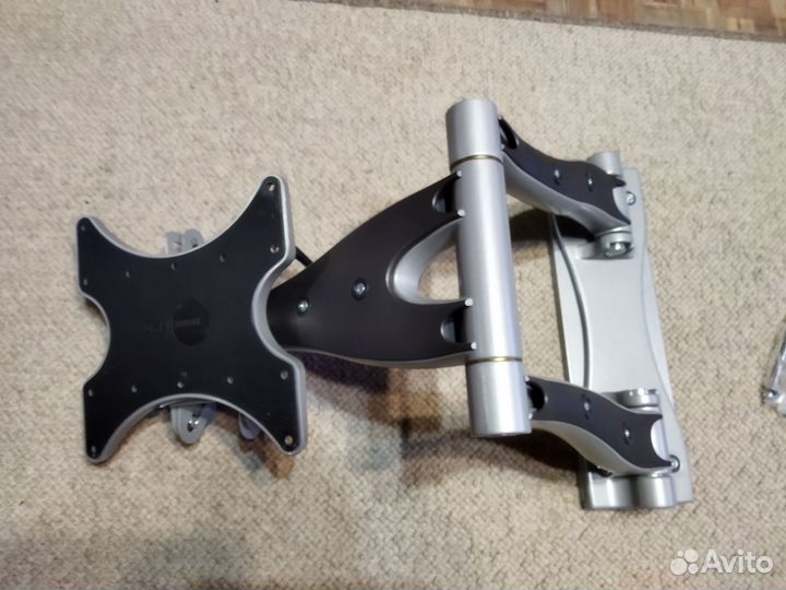 Кронштейн для телевизора