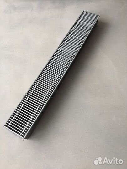 Внутрипольный конвектор водяной