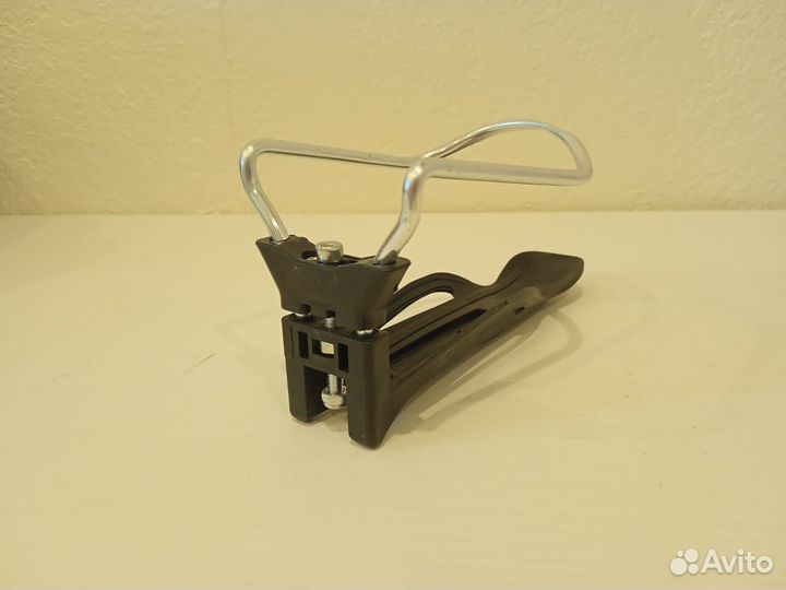 Крепление для бутылки на велосипед регулируемое