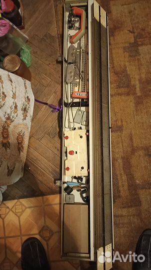 Вязальная машина Нева 4.1