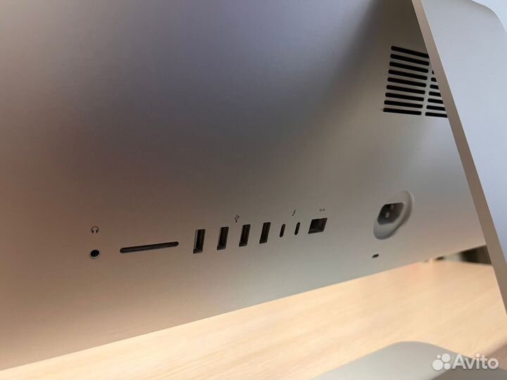 Моноблок Apple iMac 21,5 2017 4K Retina