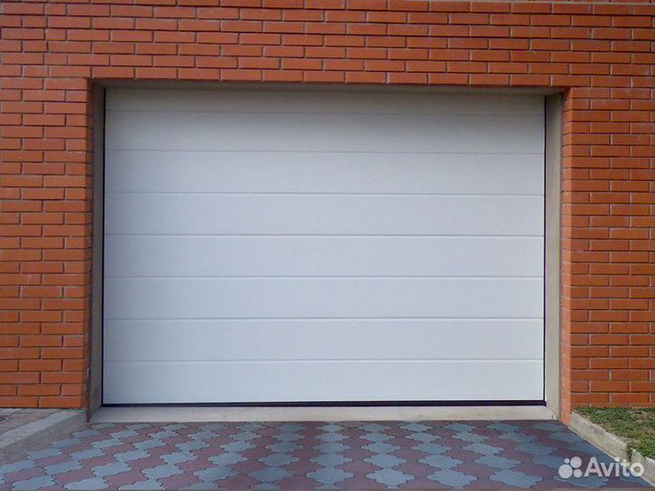 Секционные гаражные ворота DoorHan RSD02 2750x2115