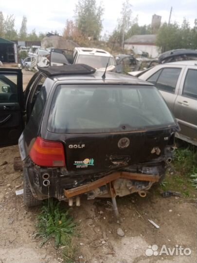 Ручка двери багажника Volkswagen Golf 4