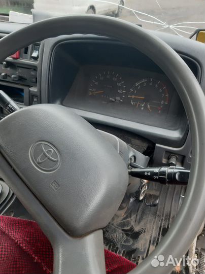 Toyota Dyna, 2000