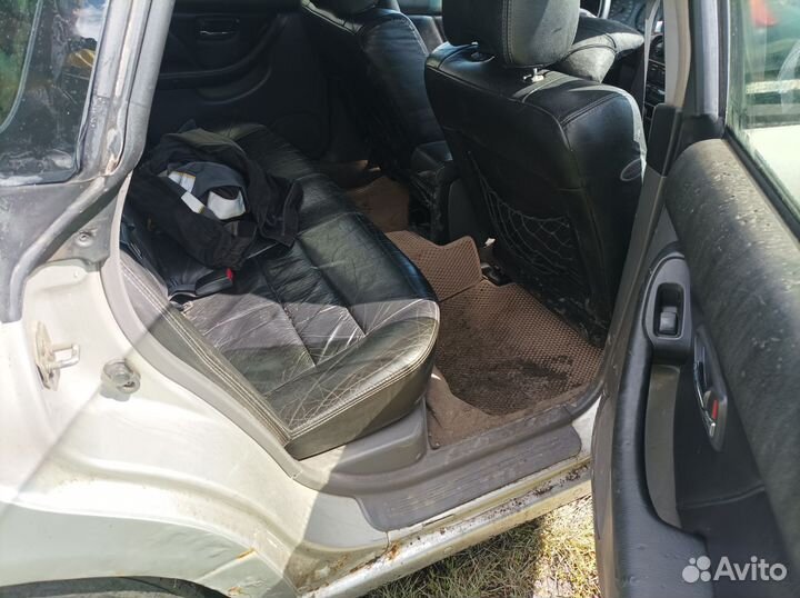 Subaru Legacy 2.5 AT, 2000, 12 000 км