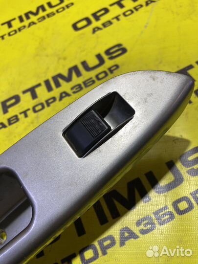 Накладка стеклоподъемника задний левый Lifan X50