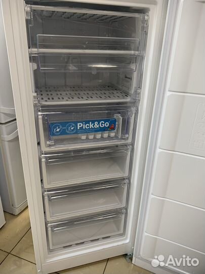 Морозильная камера Indesit