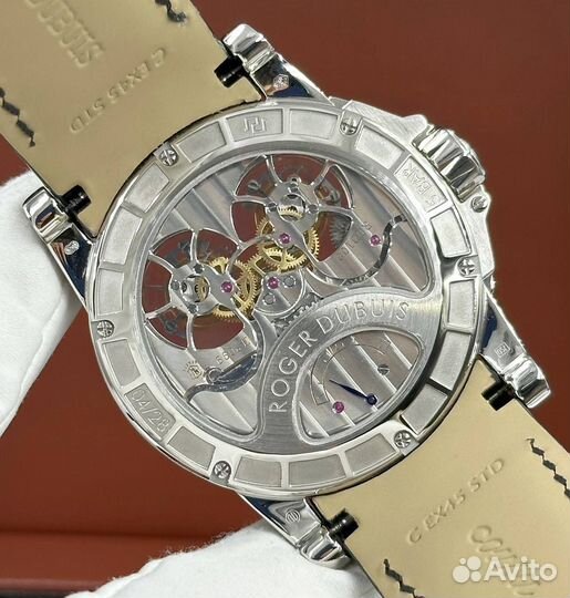 Часы Roger Dubuis Excalibur Double Tourbillon
