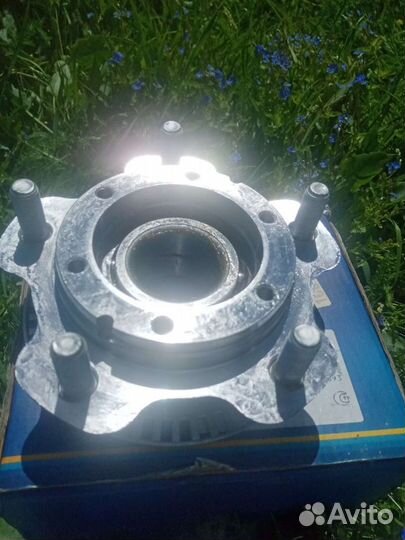 Suzuki grand vitara, xl7 ступицы передние