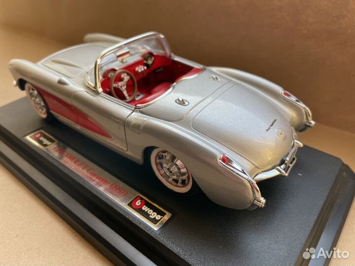 Модель bburago chevrolet corvette 1:24