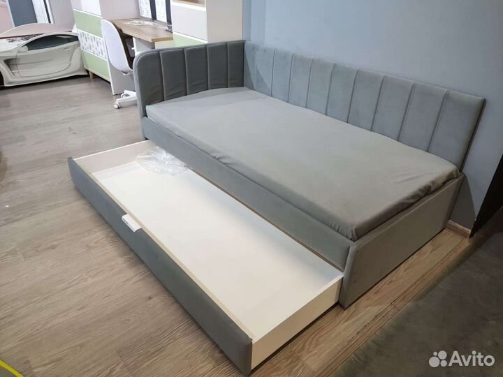 Детская кровать мягкая