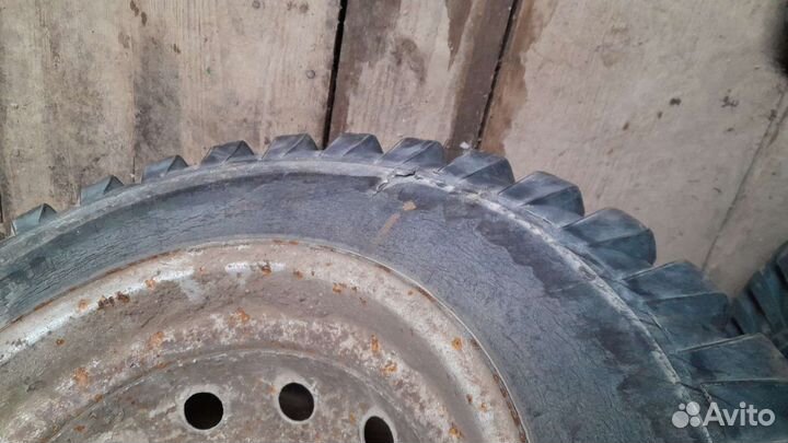 ЯШЗ Я-101 195/80 R16