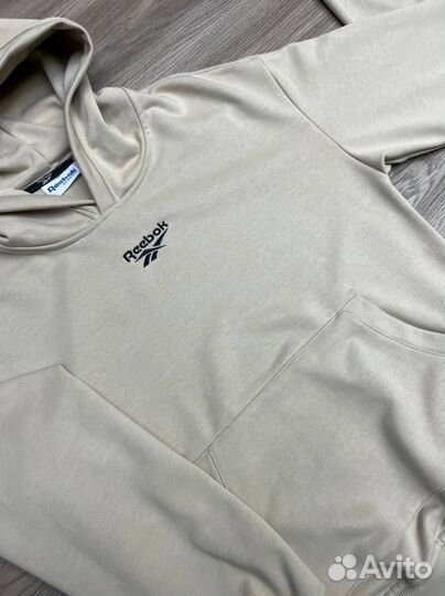 Спортивный костюм reebok