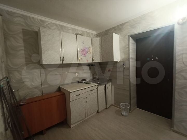 Комната 18 м² в 9-к., 3/4 эт.