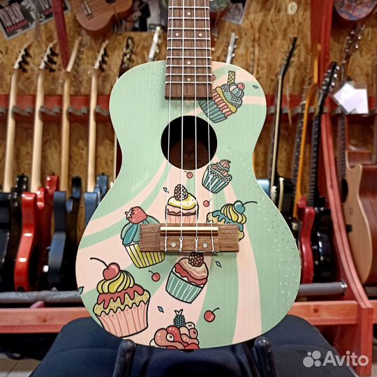 Укулеле концерт Flight AUC-33 Cupcake
