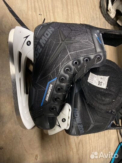 Коньки хоккейные,размер 38