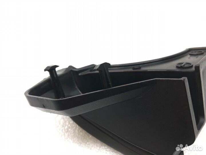 Уплотнитель двери передний левый Land Rover Range