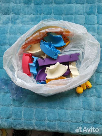 Игрушка горка для ванной