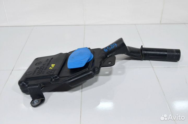 Горловина бачка стеклоомывателя Audi A5 8T 2007+