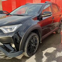 Toyota RAV4 2.5 AT, 2018, 122 000 км, с пробегом, цена 3 000 000 руб.