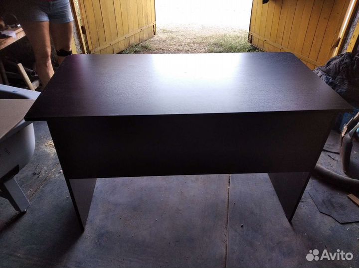 Письменный стол