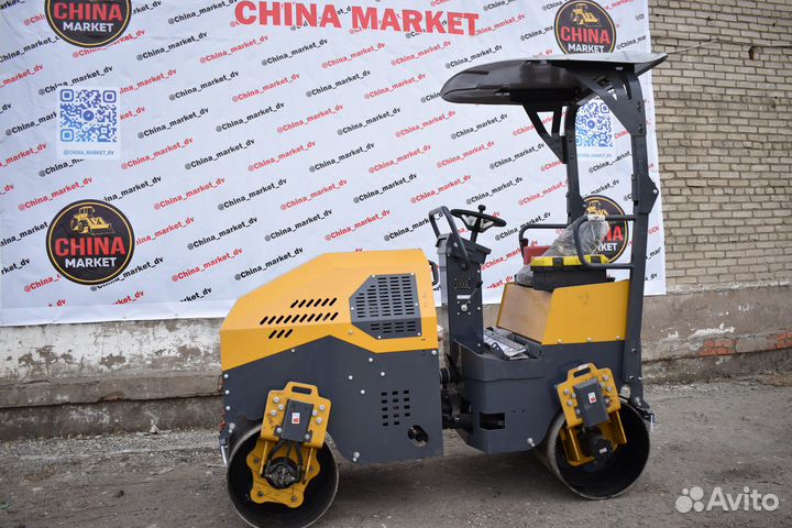 Дорожный каток CAT CB24B, 2025